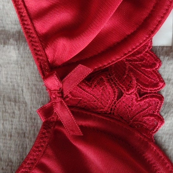 NWOT CHANTELLE BRA 34B - Picture 2 of 4